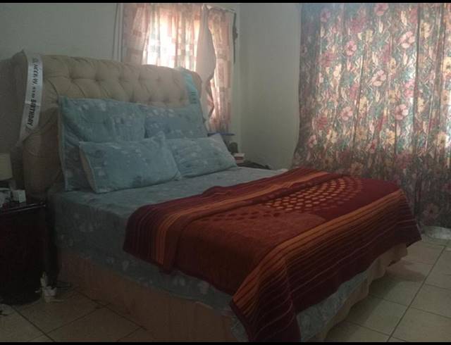 3 BEDROOM HOUSE FOR SALE IN PROTEA GLEN EXT